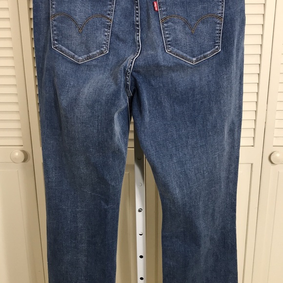 NWT Levi's Premium Women's 315 Shaping Bootcut Jeans Size 34 - Picture 10 of 14